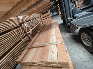 Ca. 56x Douglas wisselsponning/halfhouts rabat, 18x145mm, lengte 28/40